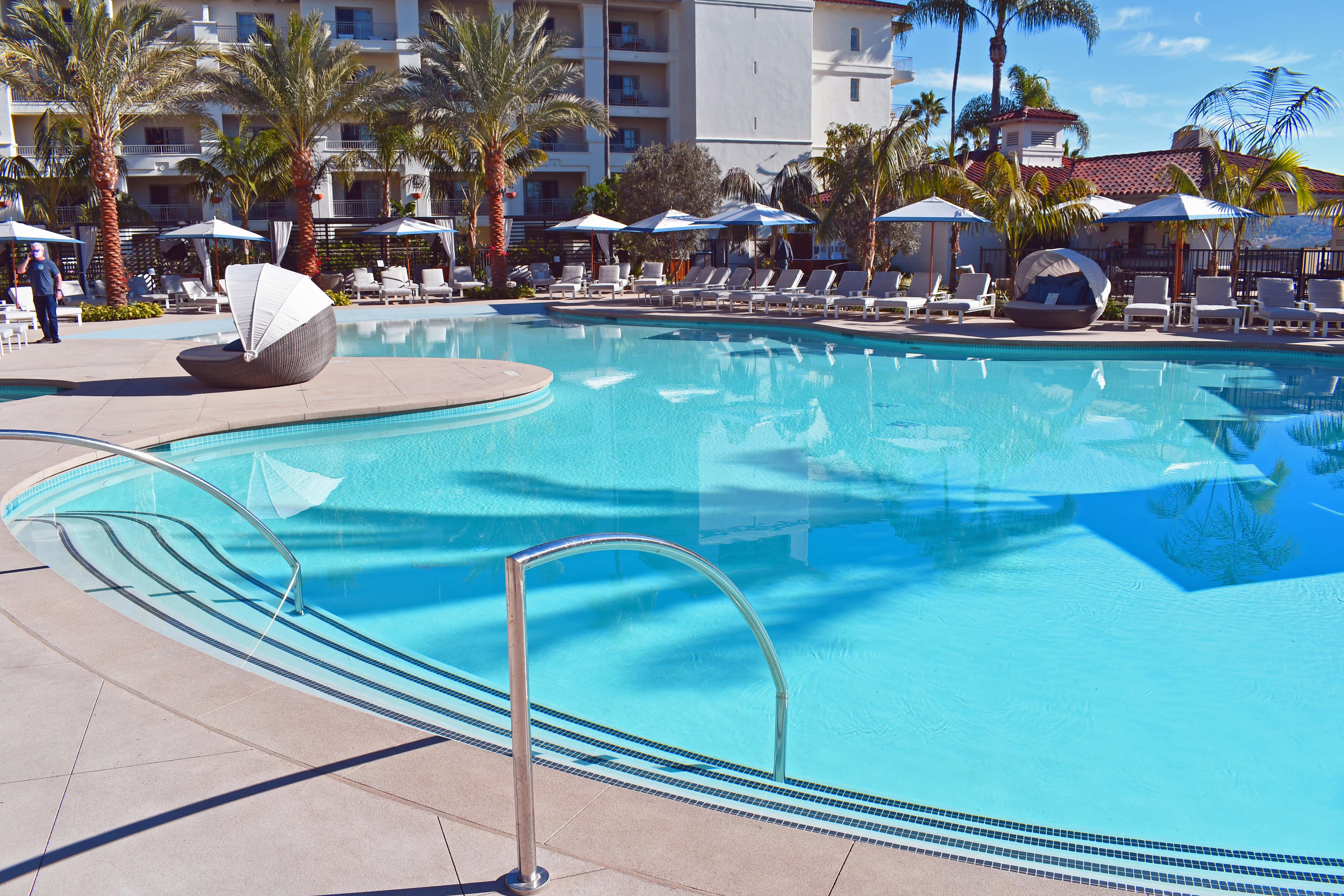 Hospitaltiy and Resort Pool and stairs